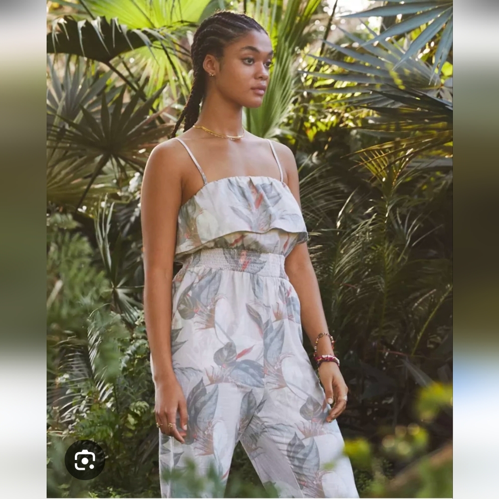 American Eagle Outfitters Light Gray Floral Jumpsuit